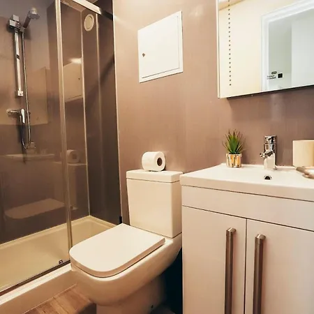 2Br City Centre Apt, Self Check In, Wifi, By Derbnb Sheffield Exterior photo
